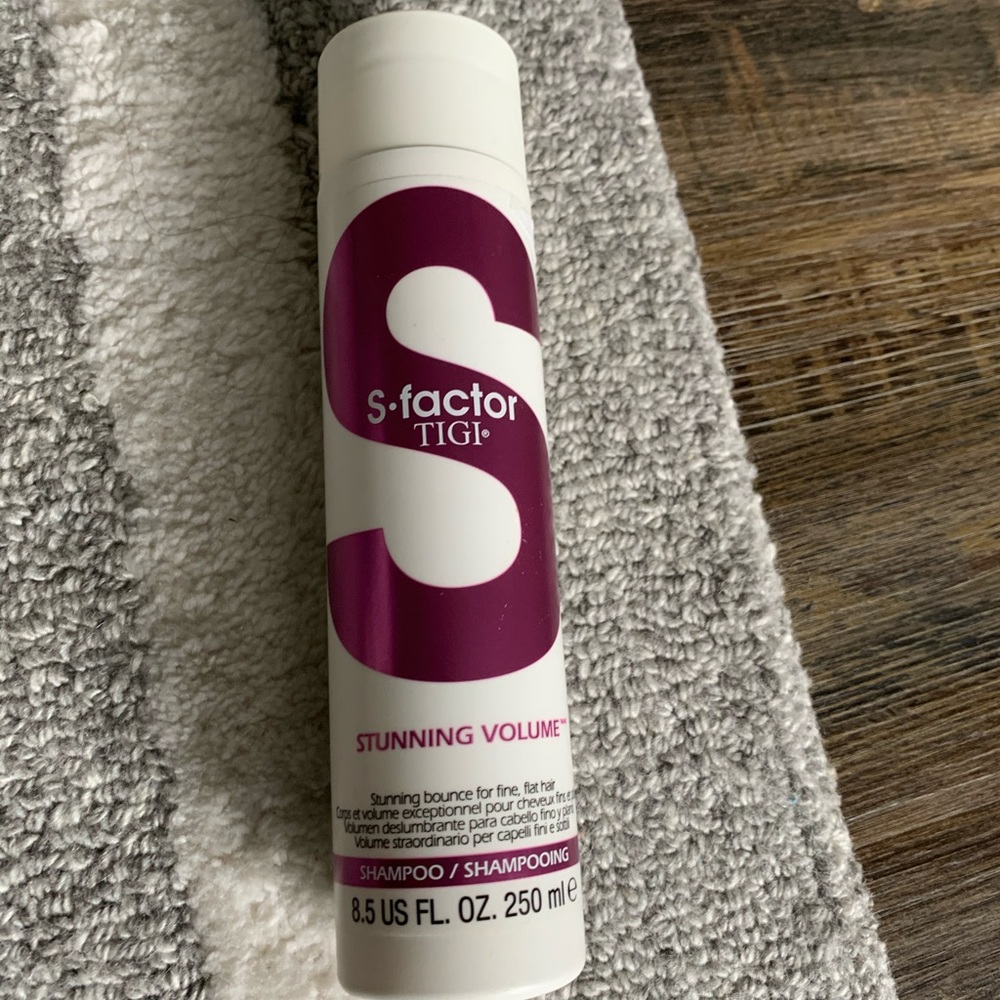 TIGI SHAMPOO